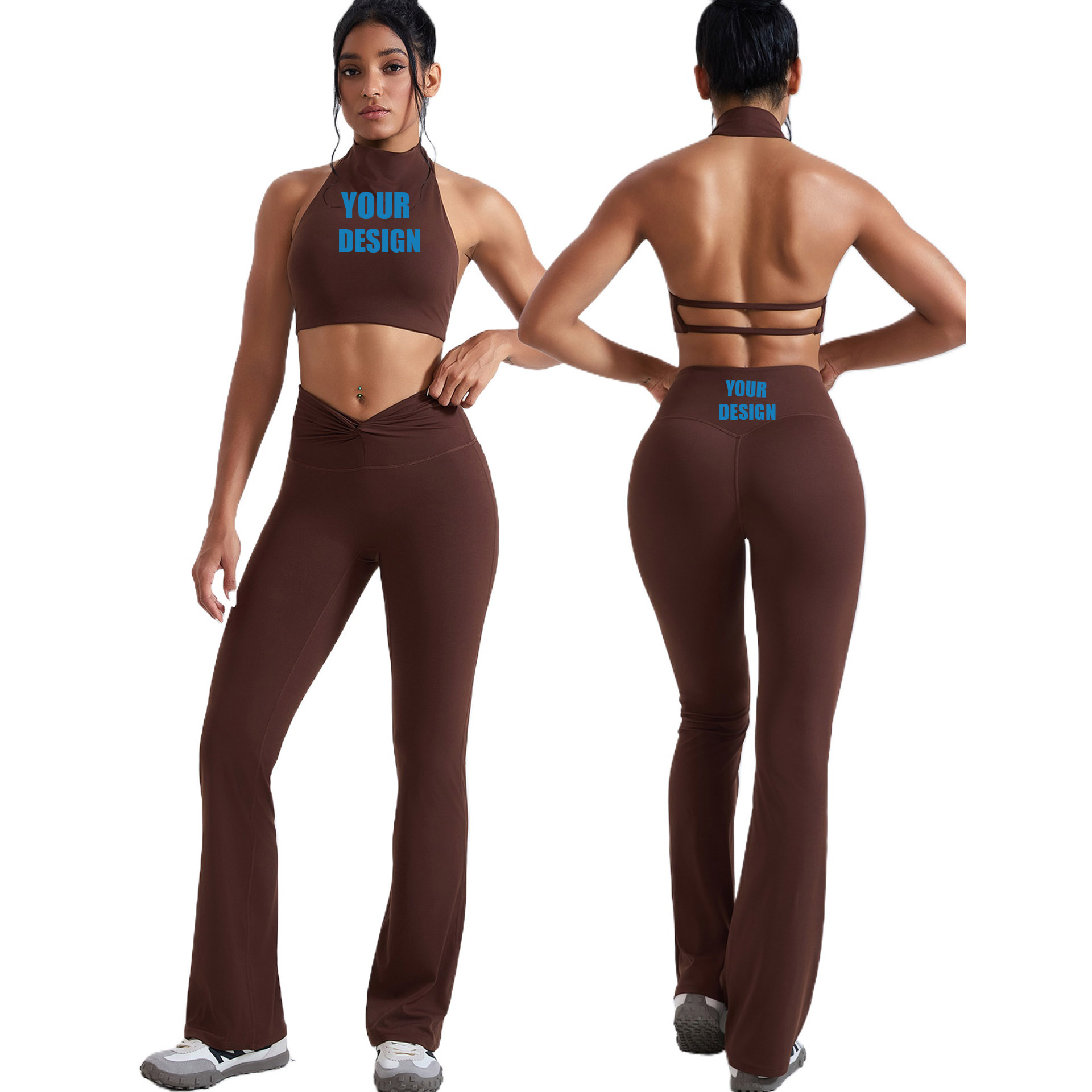 Yoga Fitness Logo - ชุดออกกำลังกายสองชิ้นสำหรับผู้หญิง: เสื้อชั้นในคอเต่าแบบผูกด้านหลังพร้อมโลโก้ส่วนตัวและกางเกงขาบานสำหรับโยคะ ฟิตเนส และกีฬากลางแจ้ง