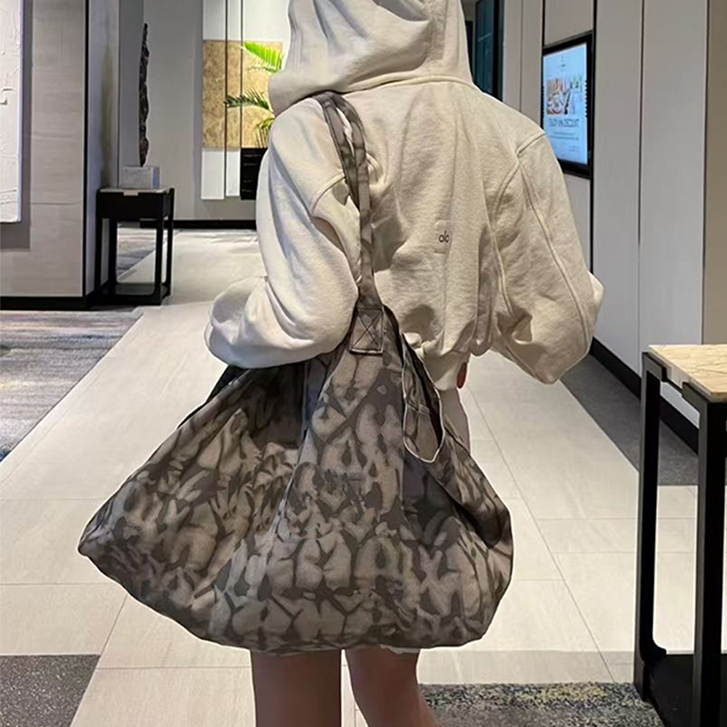 กระเป๋าผ้าแคนวาสสำหรับโยคะและฟ - Yoga Fitness Bag บทวิจารณ์และราคา