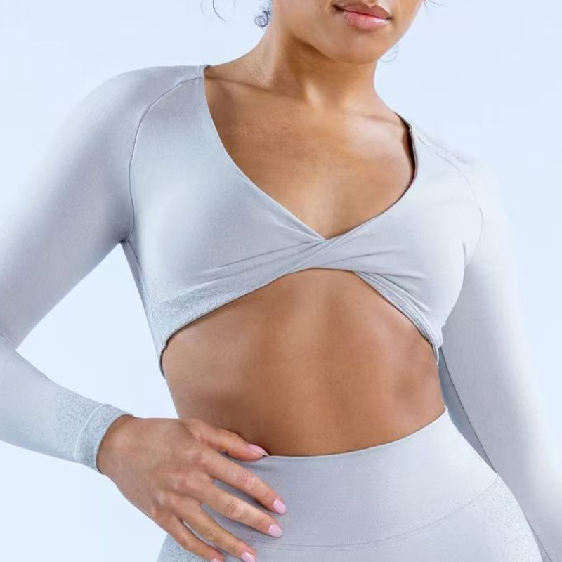 เสื้อยืดออกกำลังกายแขนยาวสำหรั - Ignite Yoga Fitness บทวิจารณ์และราคา